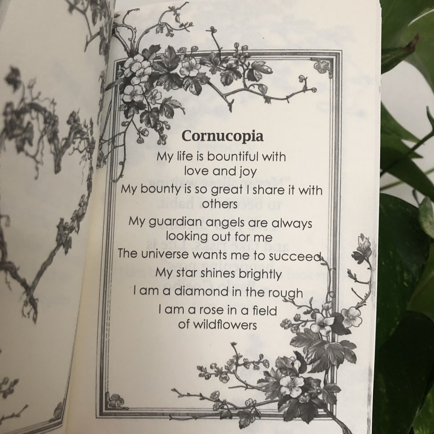 Love Always Affirmation Pocketbook | Prayers for Light and Love | Manifestation Book | Gift for Mom, Daughter, Sister, Grandma